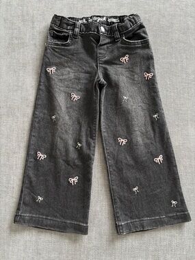 Bow Embroidery Jeans